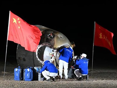 神舟十八平安回家！利亞德LED顯示屏連續(xù)10年為中國航天事業(yè)保駕護航